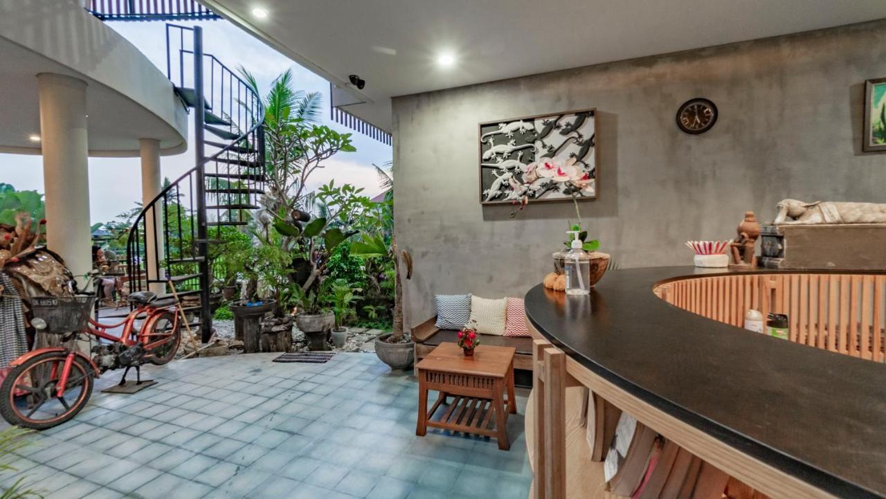 Hôtel Juli House By Mahaputra à Ubud Extérieur photo